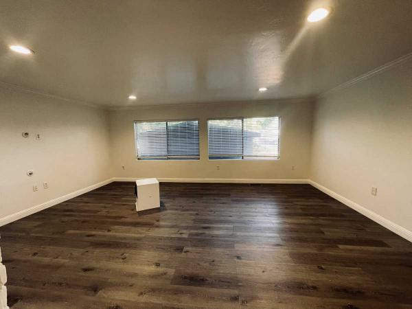 1973 Merry Home  Manufactured Home