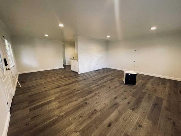 1973 Merry Home  Manufactured Home