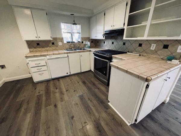 1973 Merry Home  Manufactured Home