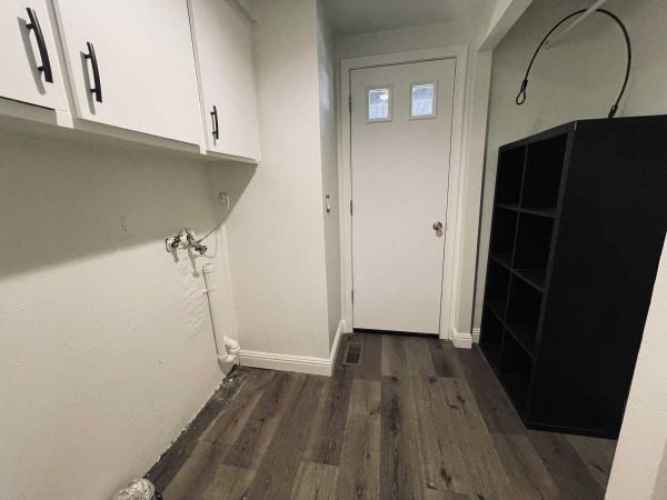 1973 Merry Home  Manufactured Home