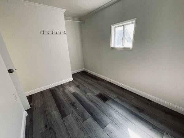 1973 Merry Home  Manufactured Home