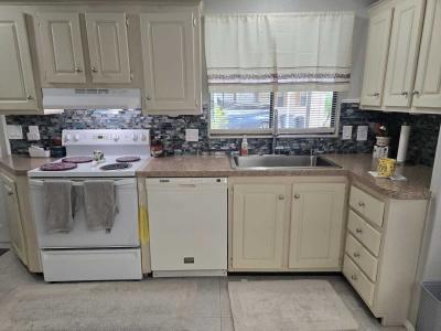 Photo 3 of 8 of home located at 2248 Las Fuentes Dr Port Orange, FL 32129