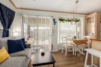 2002 Cavco Manufactured Home