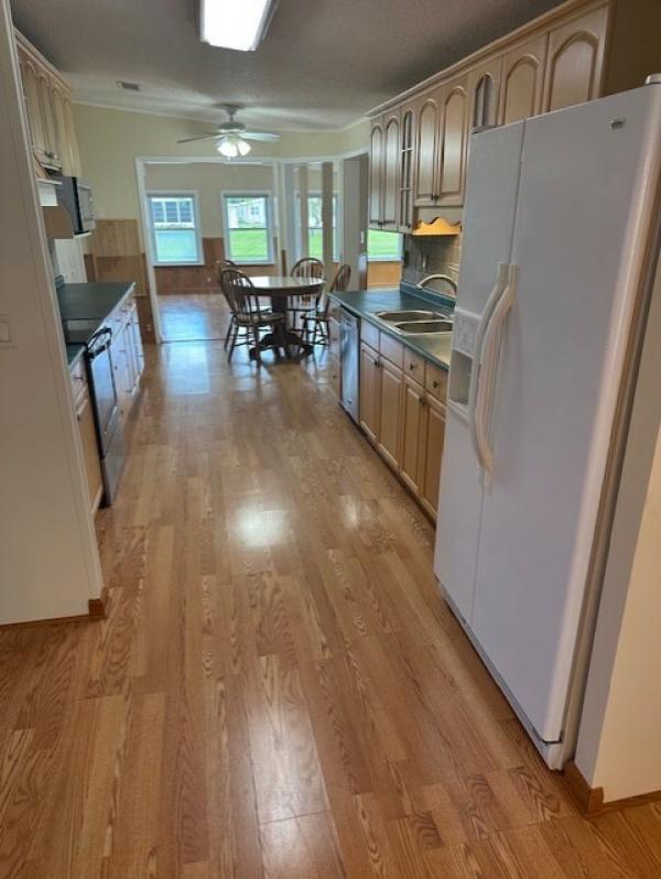 2001 Merit Mobile Home