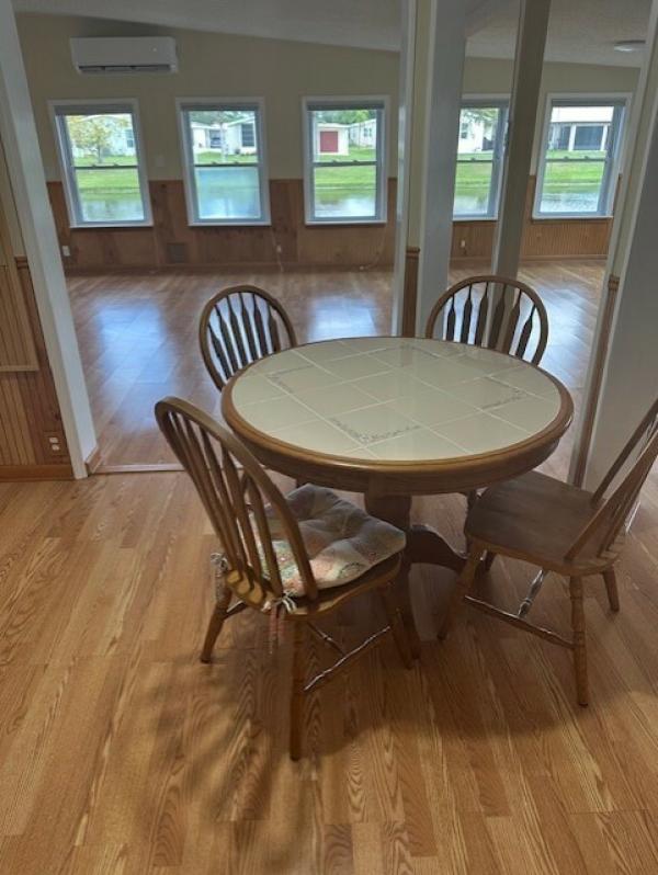 2001 Merit Mobile Home