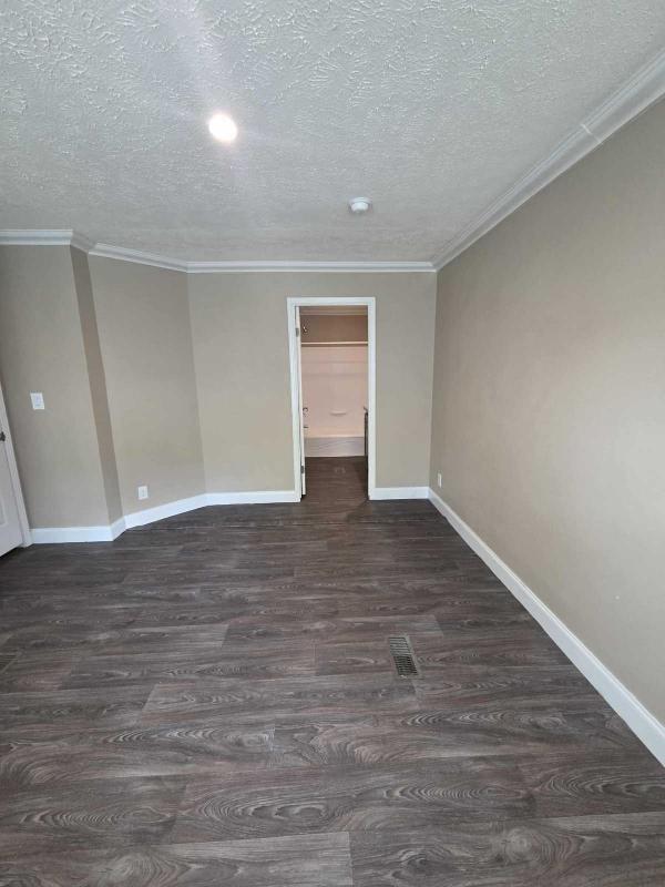 2019 Skyline LH-Prairie Dune Premier Manufactured Home