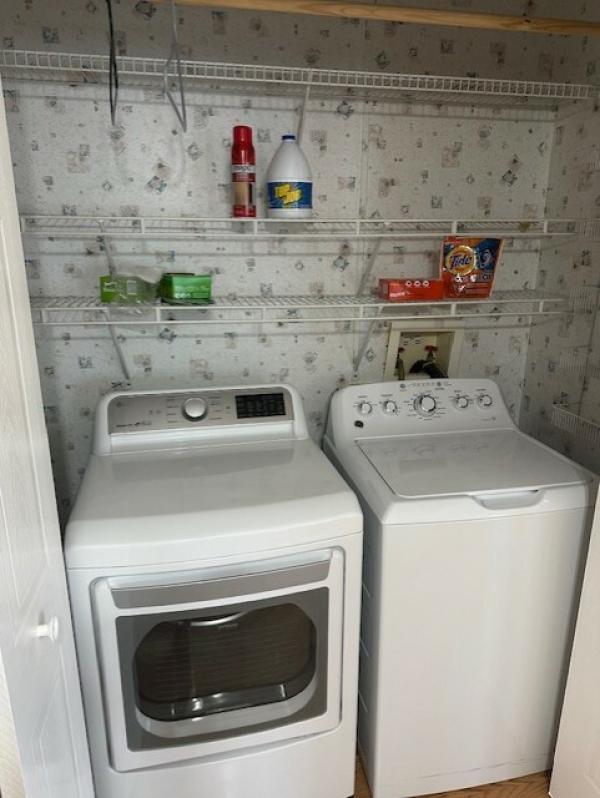 2001 Merit Mobile Home