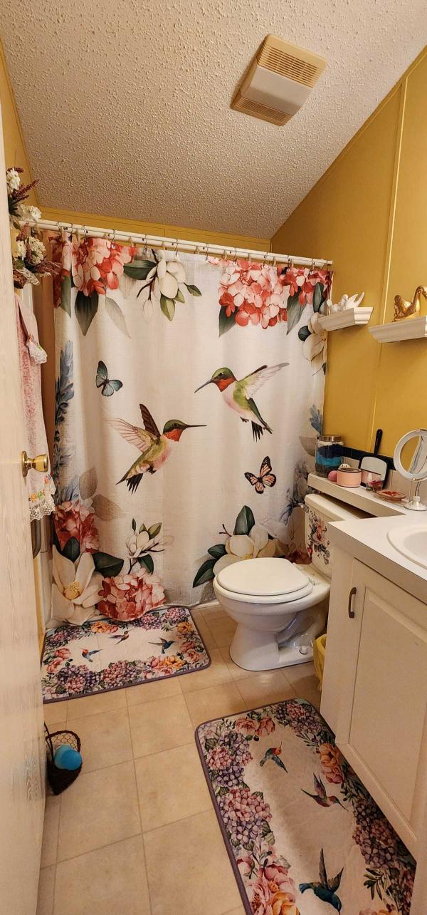 1998 FLEE Manufactured Home