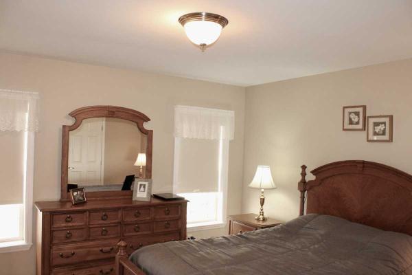 2005 Pine Grove Mobile Home For Sale