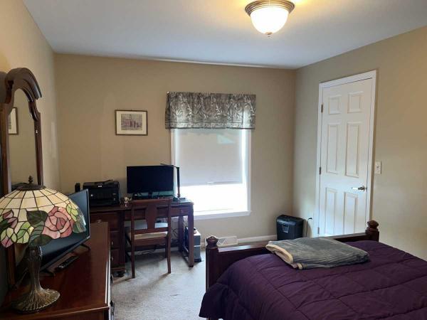 2005 Pine Grove Mobile Home For Sale