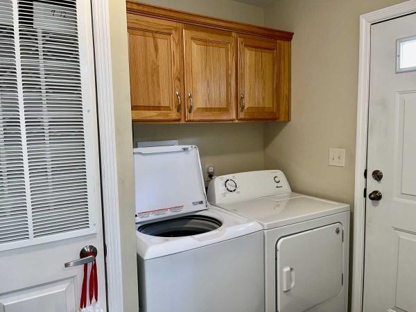 2005 Pine Grove Mobile Home For Sale