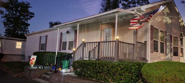 2005 Pine Grove Mobile Home For Sale