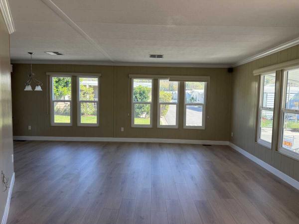 1976 Golden West  Mobile Home