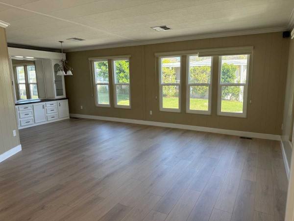 1976 Golden West  Mobile Home