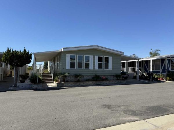 1976 Golden West  Mobile Home