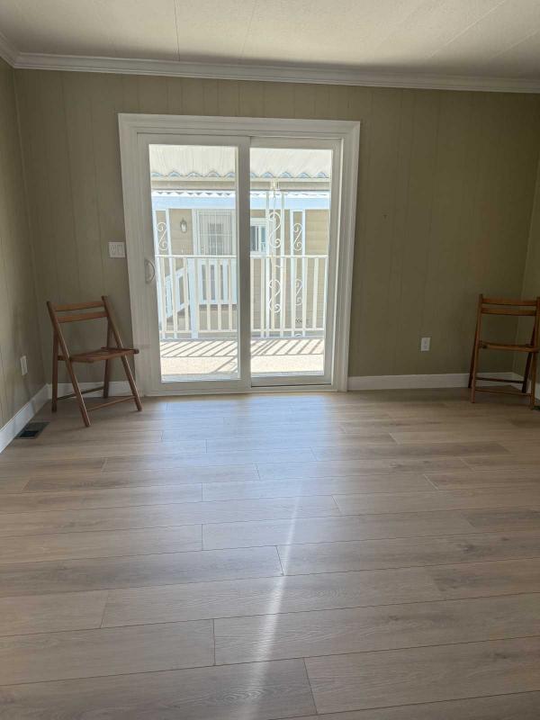 1976 Golden West  Mobile Home