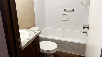 Photo 3 of 8 of home located at 1320 Buena Vista Blvd Panama City, FL 32401