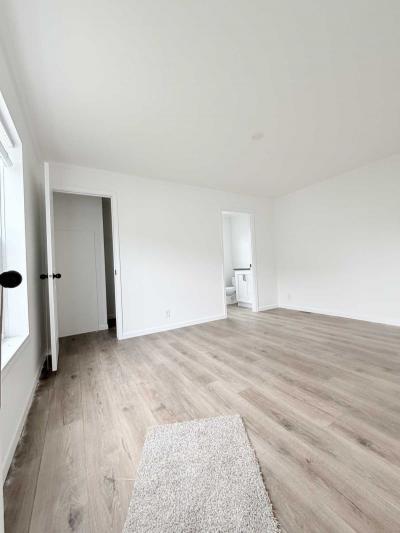 Photo 5 of 21 of home located at 22340 S Cedar Drive Channahon, IL 60410