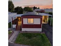 1982 Freedom/Skyline Hillcrest Manufactured Home