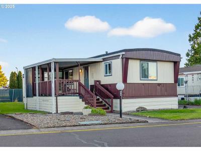 Mobile Home at 2902 E 2nd St #54 Newberg, OR 97132