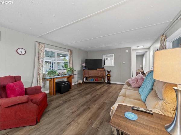 1982 Freedom/Skyline Mobile Home For Sale