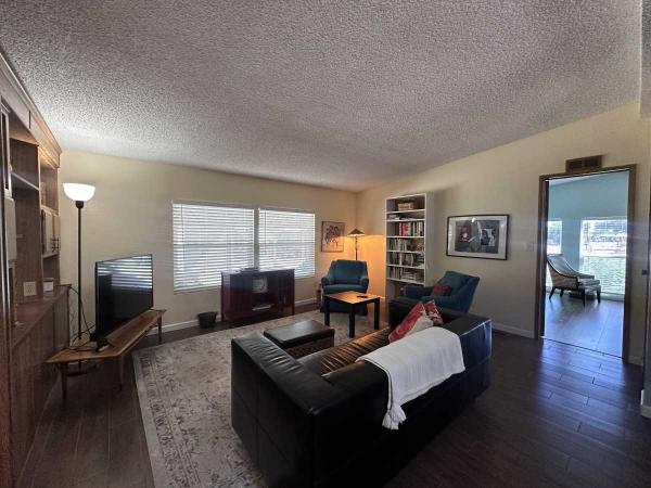 1986 Kaufman and Broad Mobile Home For Sale