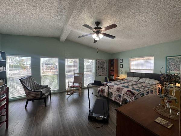 1986 Kaufman and Broad Mobile Home For Sale