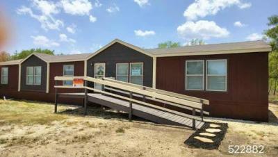 Mobile Home at 211 N 8th St Christine, TX 78012