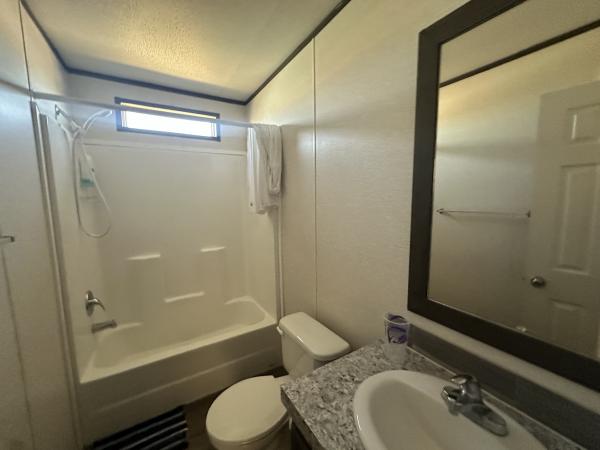 2019 Fleetwood 240WE28523W Mobile Home