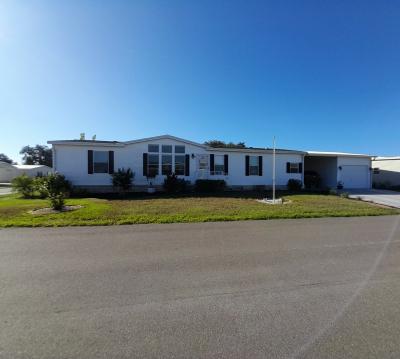 Photo 2 of 23 of home located at 35234 Witch Hazel Ln Zephyrhills, FL 33541