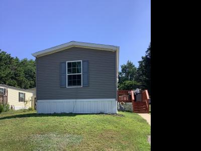 Photo 2 of 10 of home located at 39 Woodside Drive Lisbon, ME 04250