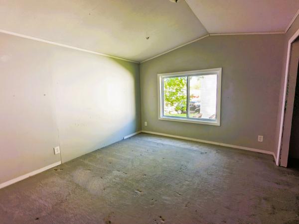 1989 Schult Mobile Home For Sale