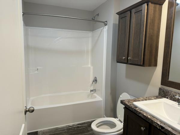 2022 Clayton 81RDH28604A(4BR) Mobile Home