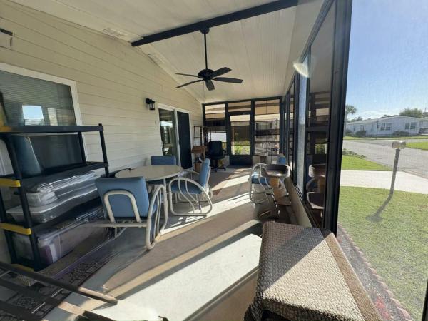 1990 SUNCOASTER Manufactured Home