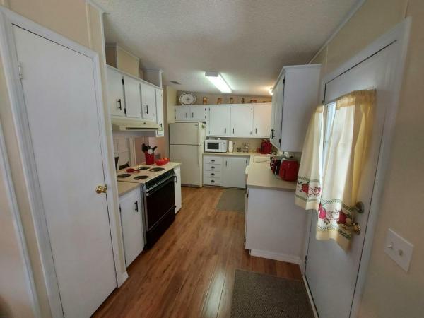 1991 Jacobsen Chancellor Mobile Home For Sale