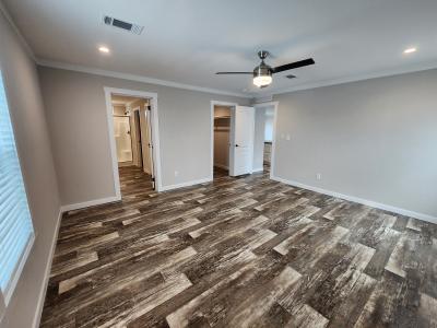 Photo 4 of 13 of home located at 11006 E Xavier Ct Conroe, TX 77303