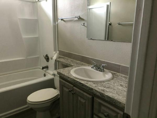 2017 Chariot Eagle Riviera II Island Kitchen Mobile Home
