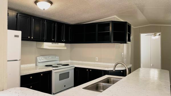 1999 Clayton Homes Inc Mobile Home For Sale