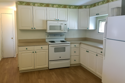 Photo 5 of 13 of home located at 723 52nd Avenue Plaza W Bradenton, FL 34207