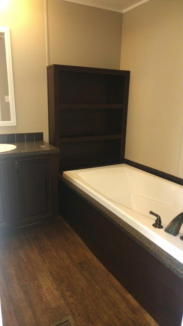 2015 Clayton Homes Inc Waycross Mobile Home