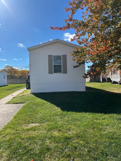 Mobile Home at 20720 Rosedale Dr Clinton Township, MI 48036
