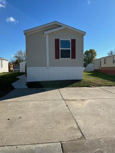 Mobile Home at 38002 Franklin Dr Clinton Township, MI 48036