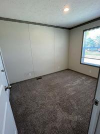 2025 Clayton 95PLH16663B Mobile Home