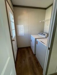 2025 Clayton 95PLH16663B Mobile Home
