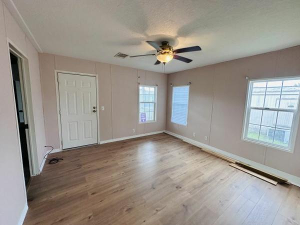 2010 Fleetwood Mobile Home