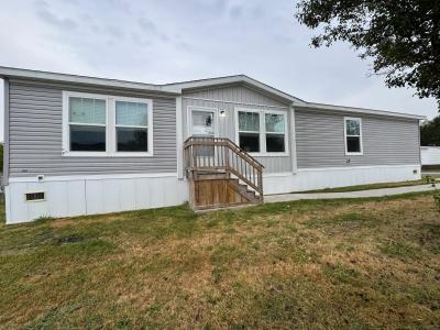 Photo 2 of 37 of home located at 48599 Lakeview East #88 Shelby Township, MI 48317