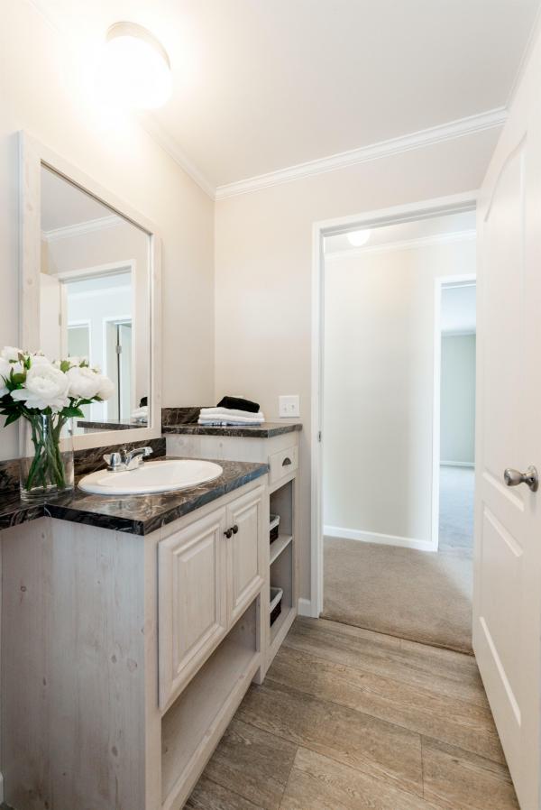 2020 Clayton 56INS28483BH20  Home