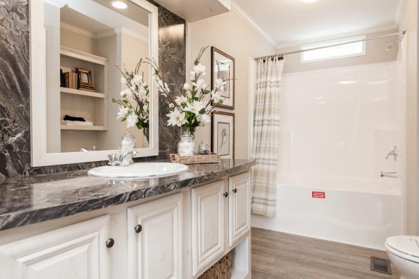 2020 Clayton 56INS28483BH20  Home