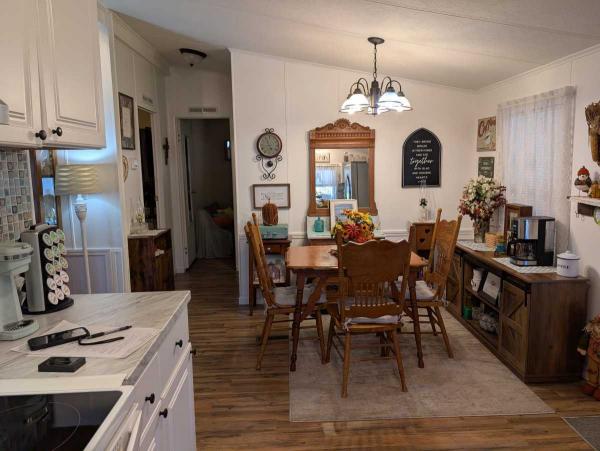 1986 Redman Manufactured Home