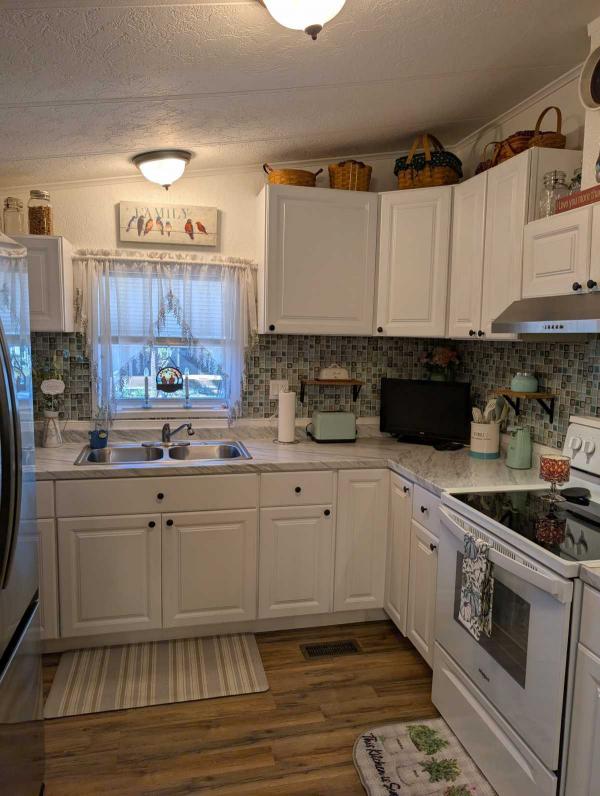 1986 Redman Manufactured Home